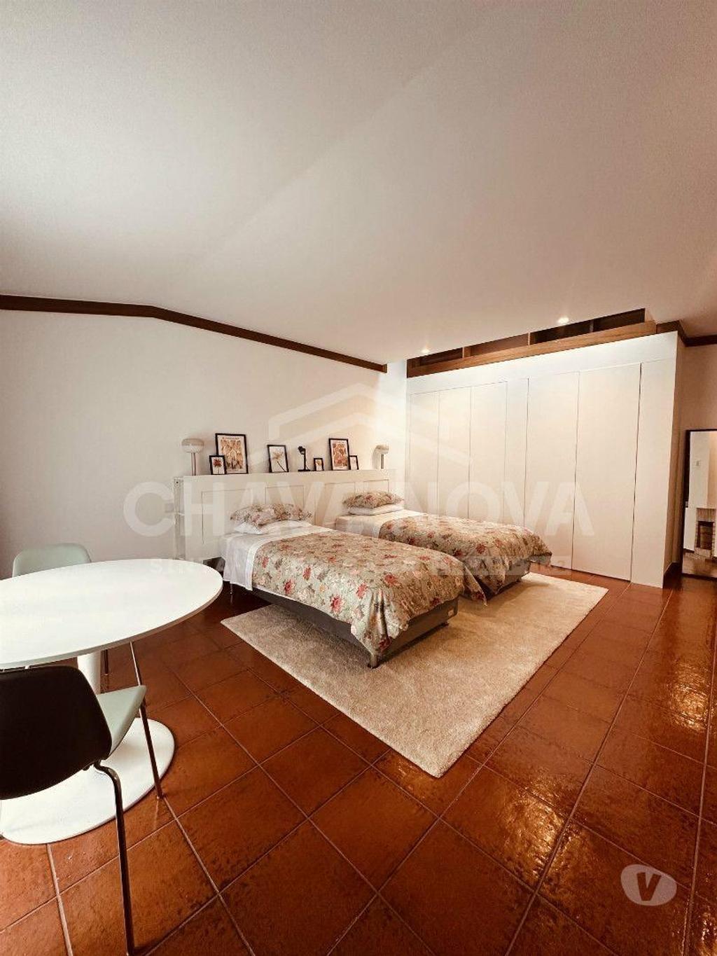 Imóveis para alugar Matosinhos - Fotos para Arrendamento de Moradia T1 mobilada com despesas incluídas -...