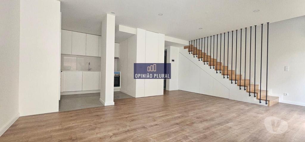 Apartamentos a venda Vila Nova de Gaia - Fotos para Moderno Duplex T2 em Valadares: Conforto e Estilo (MS492RI)