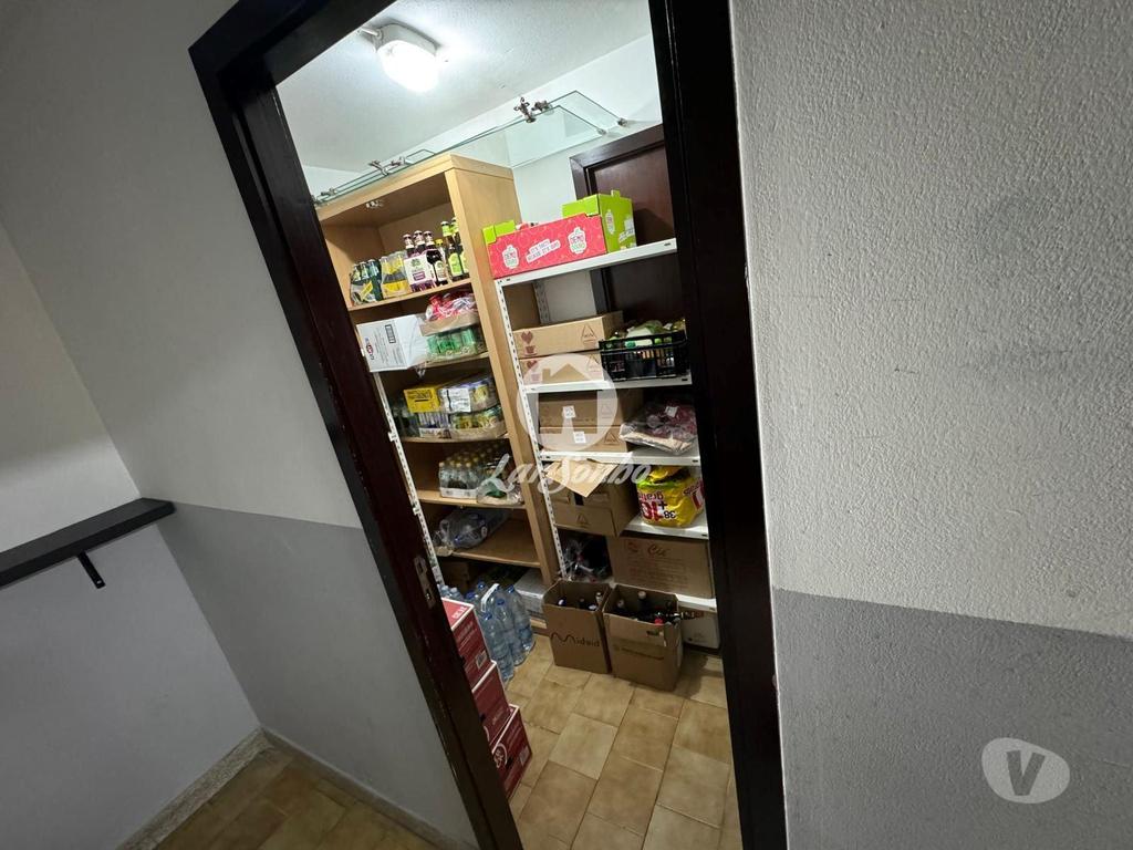 Comprar Loja Póvoa de Varzim - Fotos para Loja r c com 142m2 a 500m da praia da Póvoa de Varzim