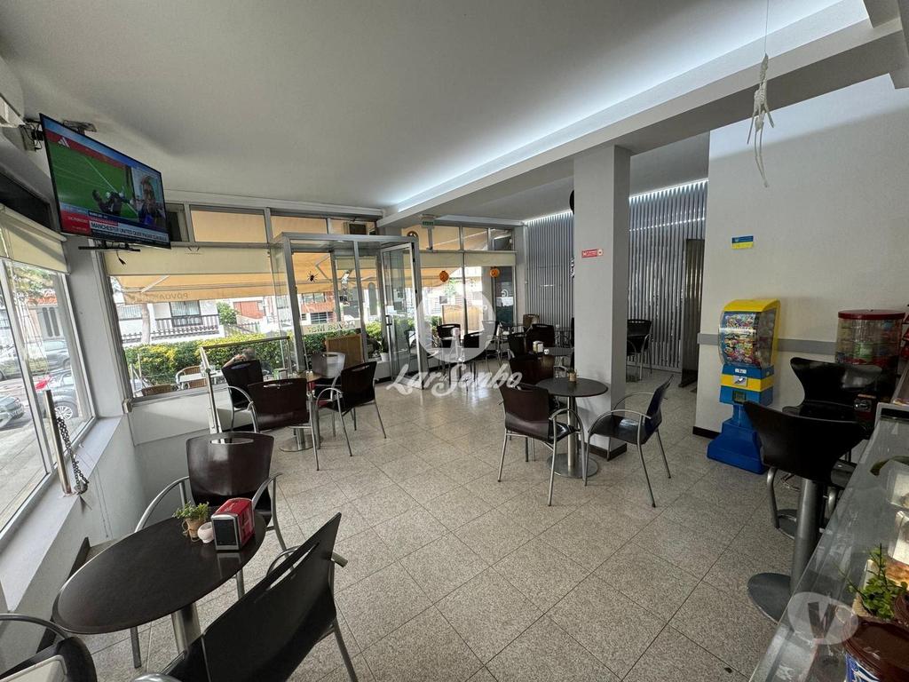 Comprar Loja Póvoa de Varzim - Fotos para Loja r c com 142m2 a 500m da praia da Póvoa de Varzim