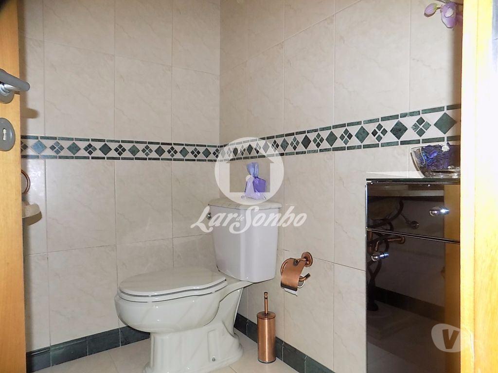 Apartamentos a venda Póvoa de Varzim - Fotos para Moradia M4 c garagem fechada a 5 minutos do centro (240-M-17927)