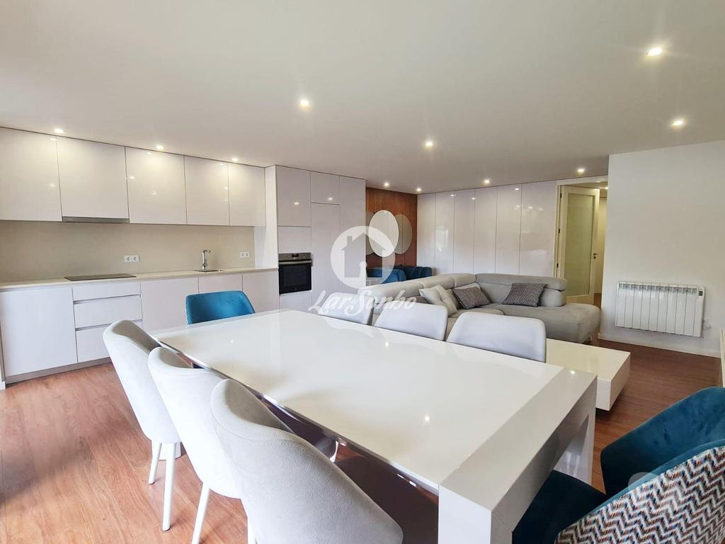 Imóveis para alugar Póvoa de Varzim - Fotos para Apartamento T3 com garagem fechada a 50m da praia da Póvoa de...