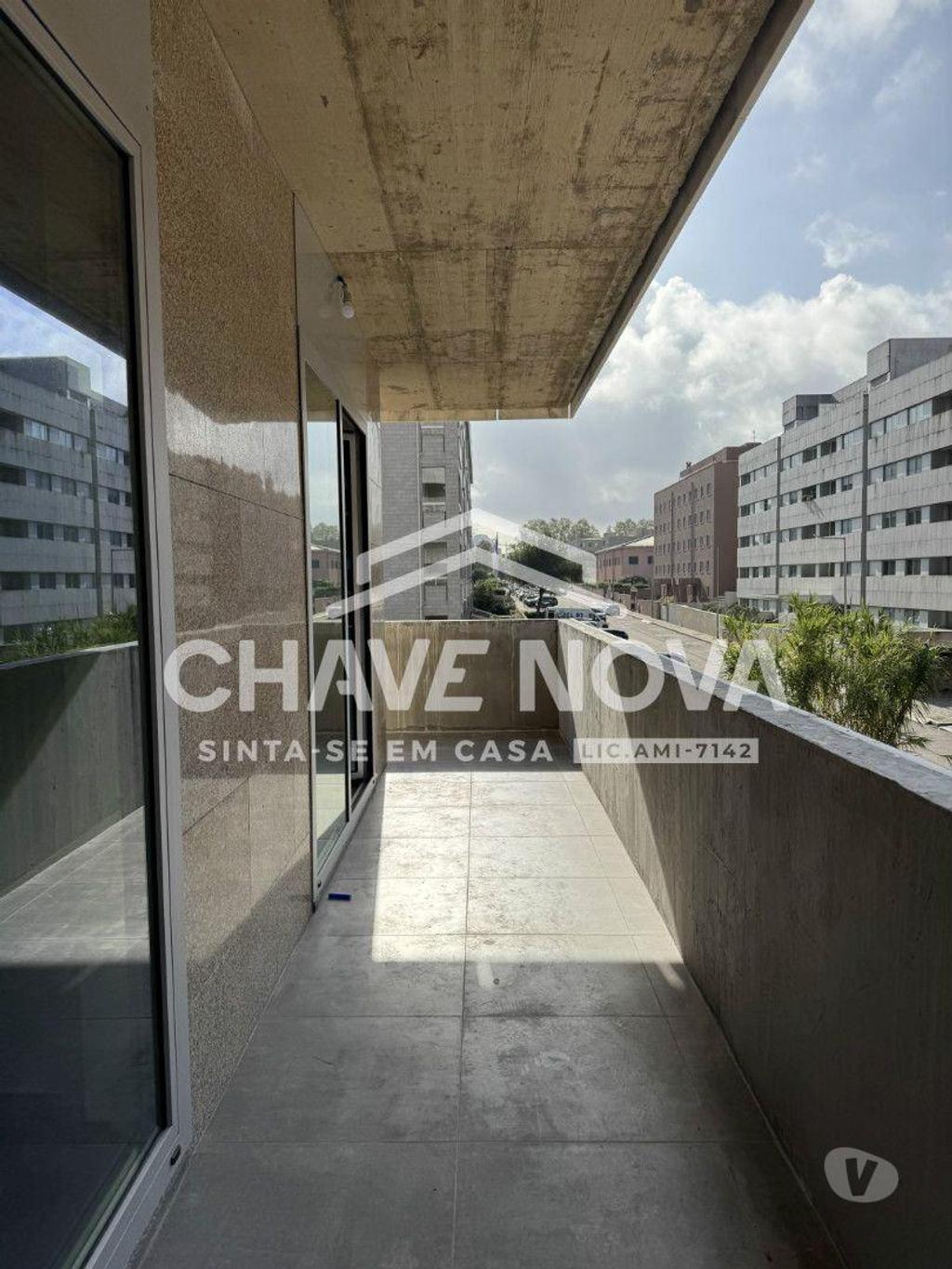 Imóveis para alugar Porto - Fotos para Arrendamento T2 novo c 2 lugares de garagem no Porto