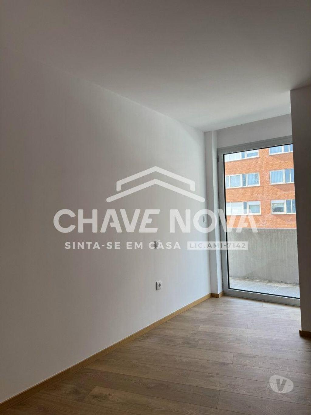 Imóveis para alugar Porto - Fotos para Arrendamento T2 novo c 2 lugares de garagem no Porto