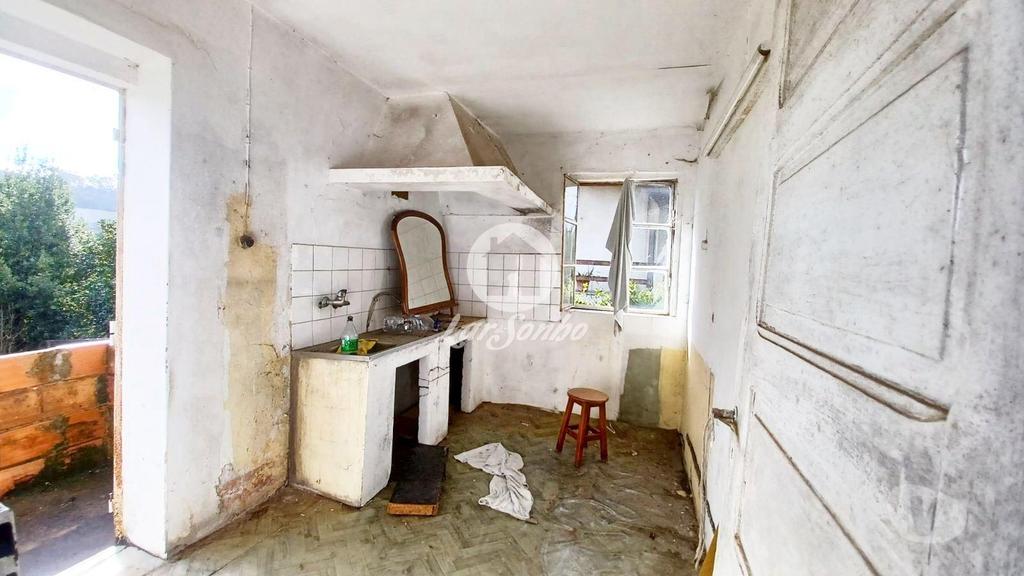 Apartamentos a venda Vila Nova de Famalicão - Fotos para Moradia T2 para RESTAURO c 1.112m2 em Delães - Vila Nova de