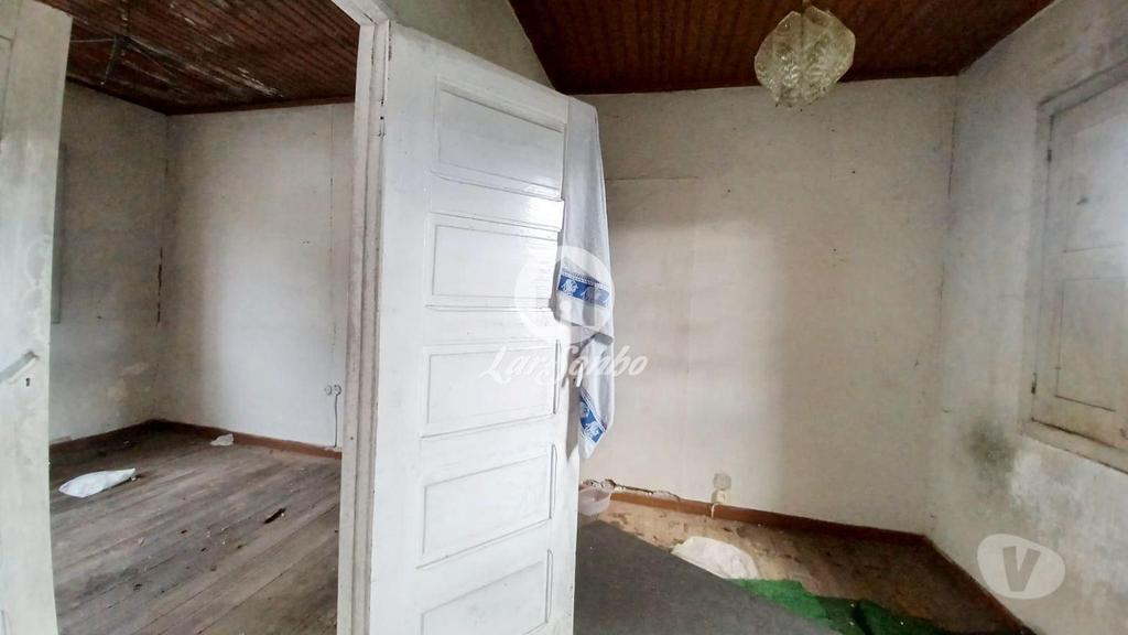 Apartamentos a venda Vila Nova de Famalicão - Fotos para Moradia T2 para RESTAURO c 1.112m2 em Delães - Vila Nova de