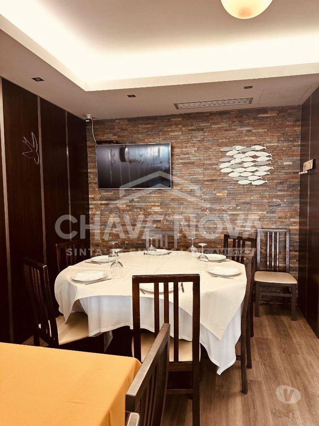 Comprar Loja Braga - Fotos para Trespasse de Restaurante com esplanada em Braga