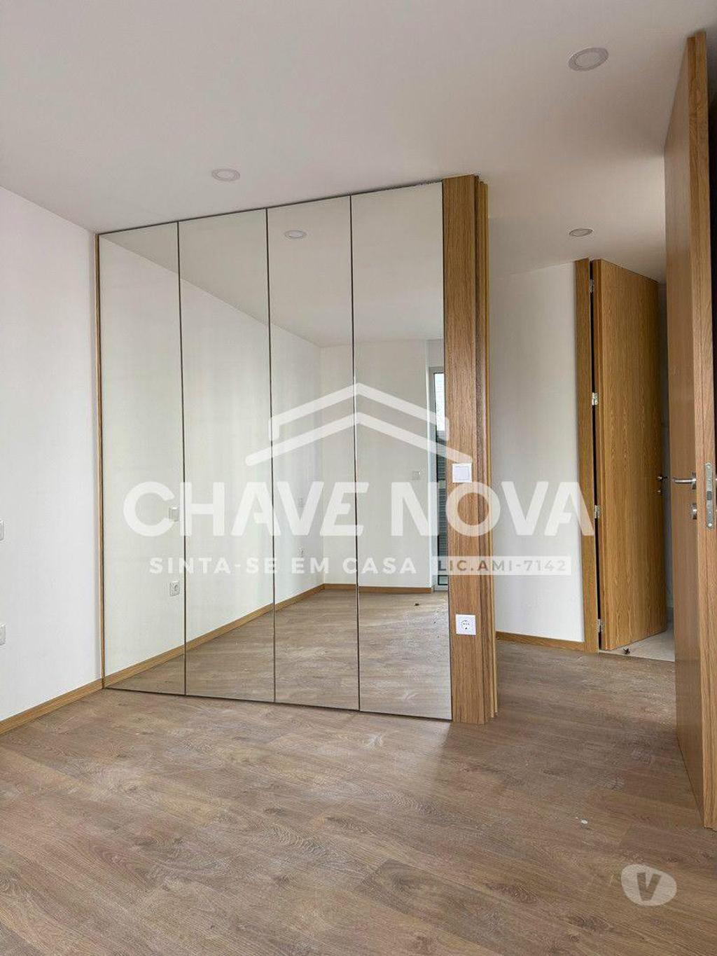 Imóveis para alugar Porto - Fotos para Arrendamento T1 c lugar de garagem no Porto