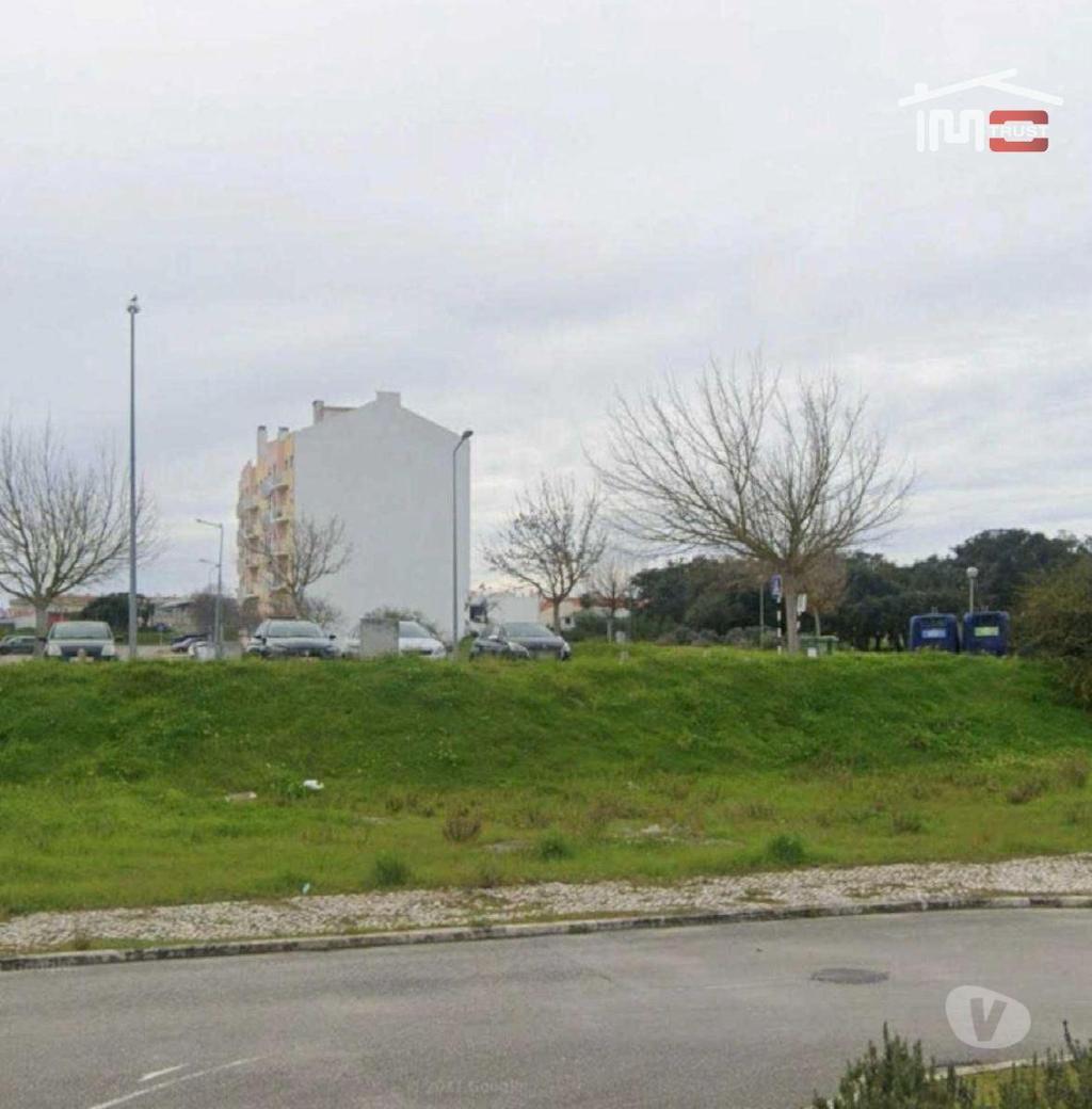 Comprar Loja Montijo - Fotos para Terreno para Construção no Montijo Excelente Localização...