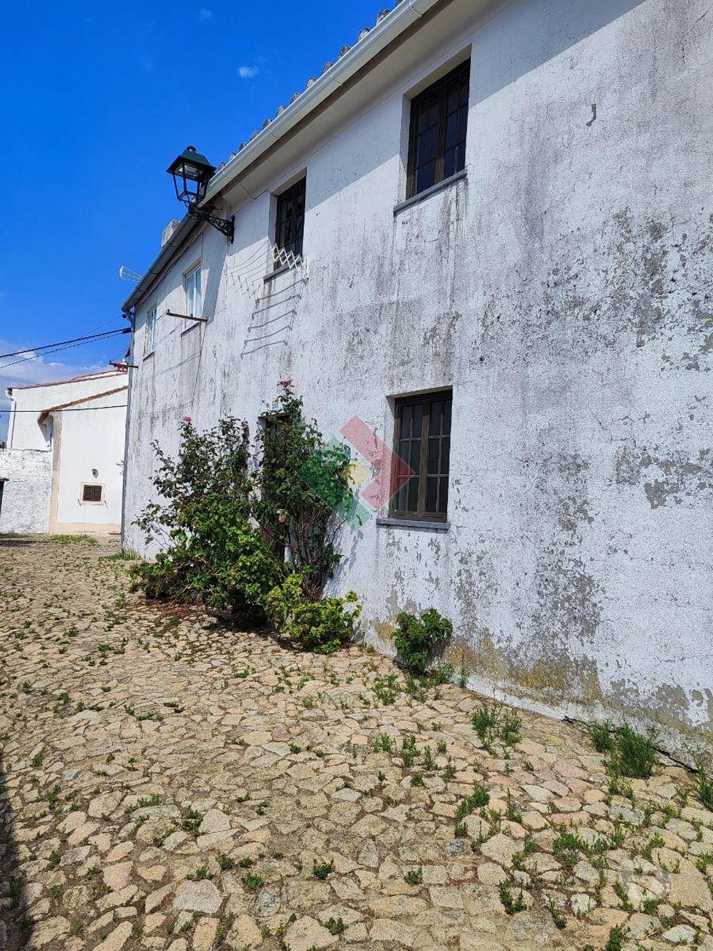 Apartamentos a venda Castelo de Vide - Fotos para Castelo-de-vide-Moradia T2 (MG.10613)