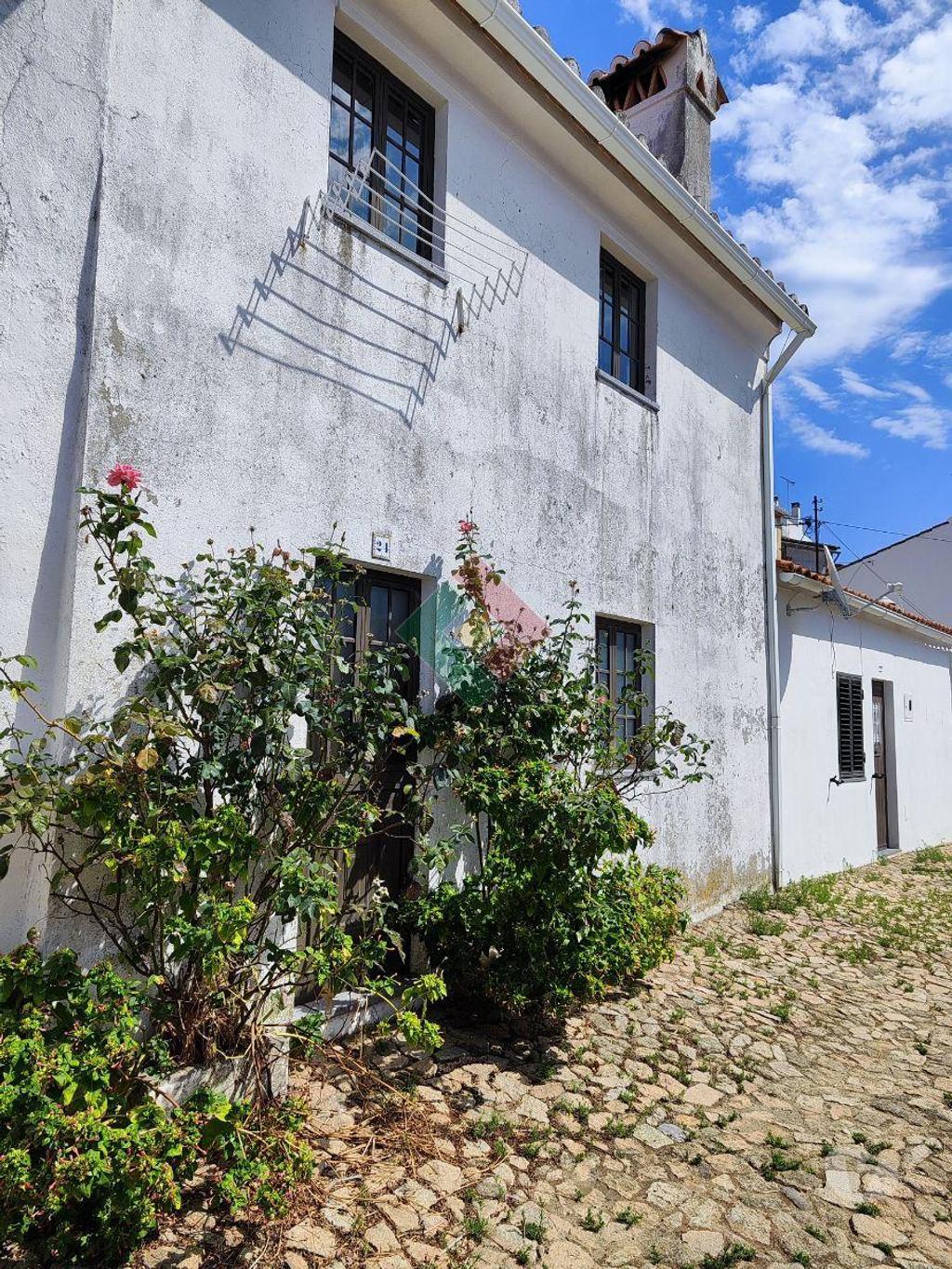 Apartamentos a venda Castelo de Vide - Fotos para Castelo-de-vide-Moradia T2 (MG.10613)