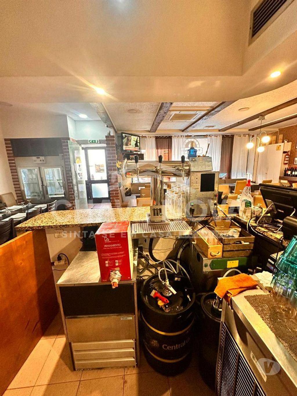 Comprar Loja Porto - Fotos para Trespasse de Restaurante na rua Guedes de Azevedo - Cedofeita...