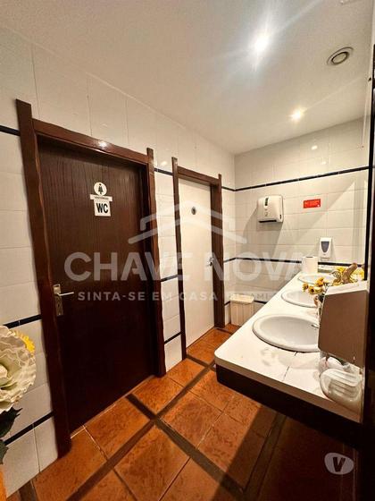 Venda Sala Comercial - Fotos para Trespasse de Restaurante na rua Guedes de Azevedo - Cedofeita...