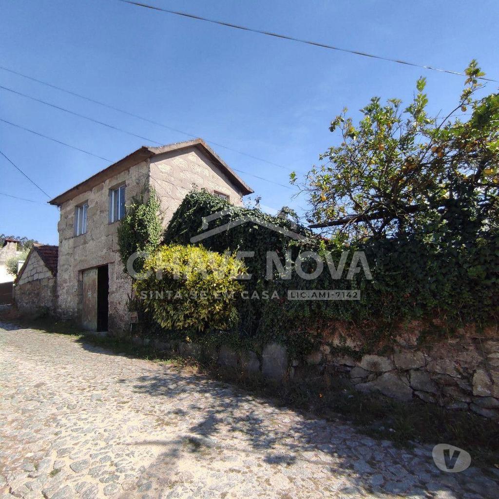 Apartamentos a venda Penafiel - Fotos para Penafiel-Moradia em pedra para restauro (MAD 01906)