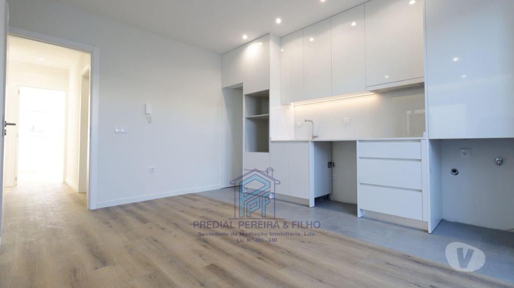 Apartamentos a venda Gondomar - Fotos para Andar Moradia T3 remodelado Independente - Rio Tinto Venda Nova