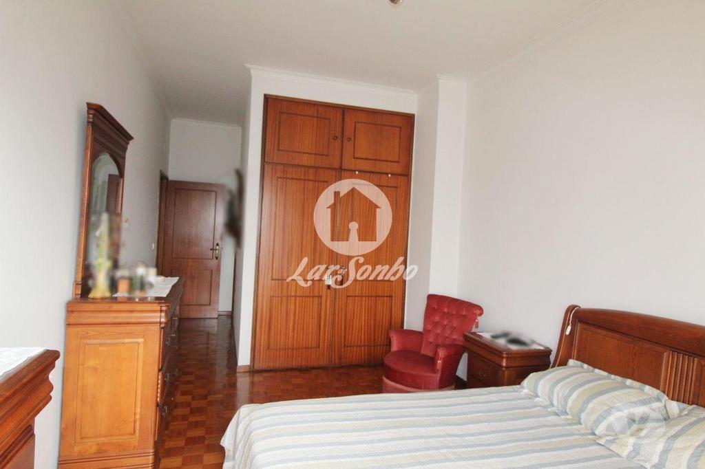 Apartamentos a venda Barcelos - Fotos para Barcelos-Apartamento T4 em São José (265-A-01018)