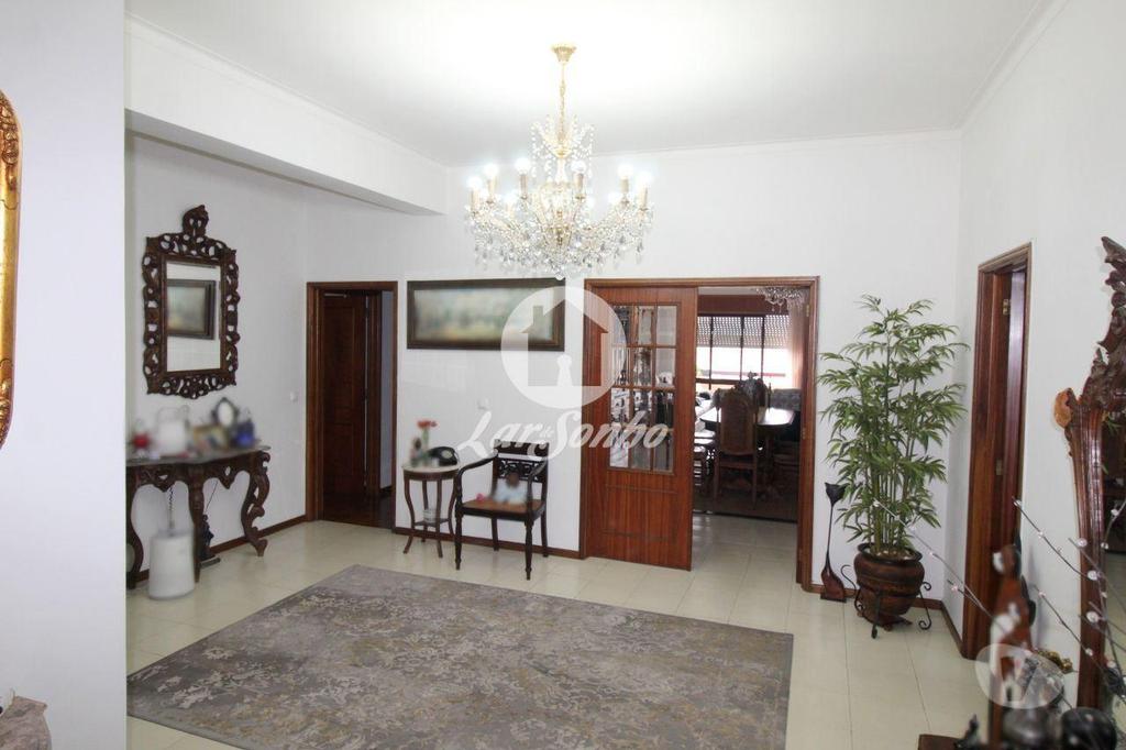 Apartamentos a venda Barcelos - Fotos para Barcelos-Apartamento T4 em São José (265-A-01018)