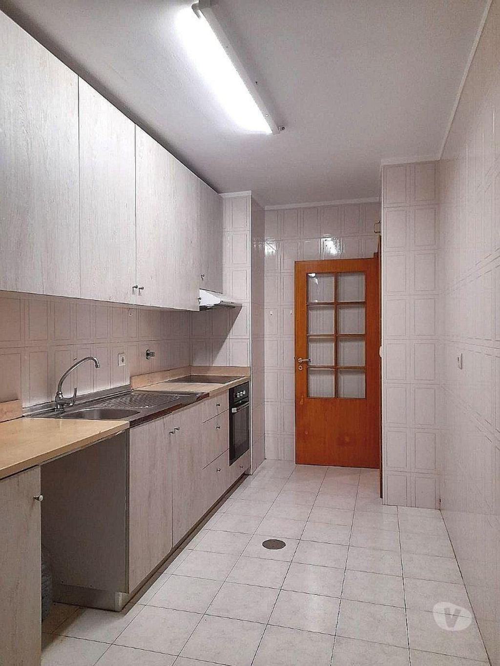 Apartamentos a venda Vila Nova de Gaia - Fotos para Apartamento T3 - Vila D Este com Garagem e Arrumo (811242015)