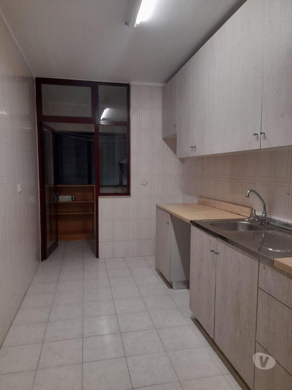 Apartamentos a venda Vila Nova de Gaia - Fotos para Apartamento T3 - Vila D Este com Garagem e Arrumo (811242015)