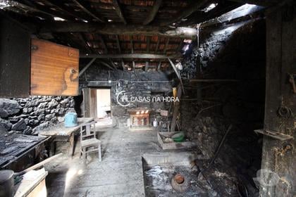 Imóveis para venda - Fotos para Moradia para Reconstrução - Póvoa de Calde - Viseu
