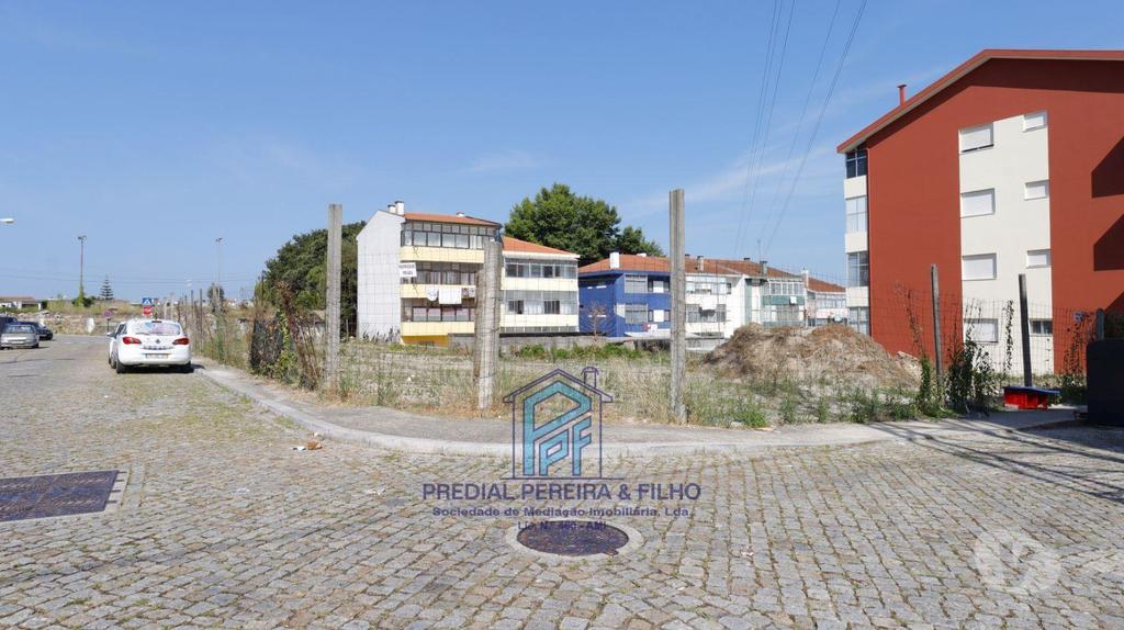 Terrenos Gondomar - Fotos para Lote Terreno p Construção em altura - Rio Tinto Próx. Metro