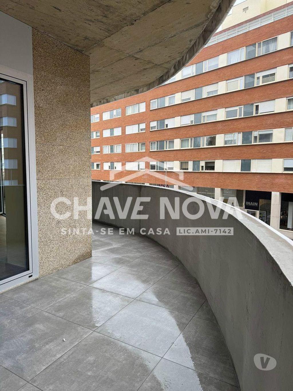Imóveis para alugar Porto - Fotos para Arrendamento T2 novo c 2 lugares de garagem no Porto
