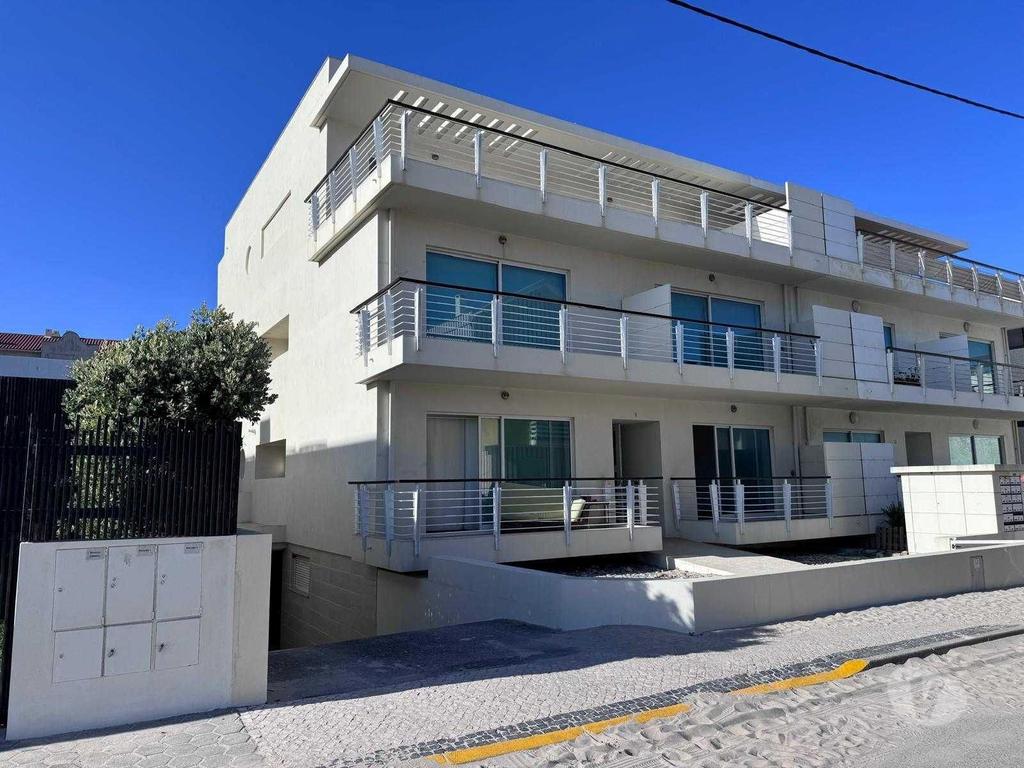 Apartamentos a venda Ílhavo - Fotos para Ilhavo-T1 a poucos passos da Praia da Costa Nova (AVR 00512)