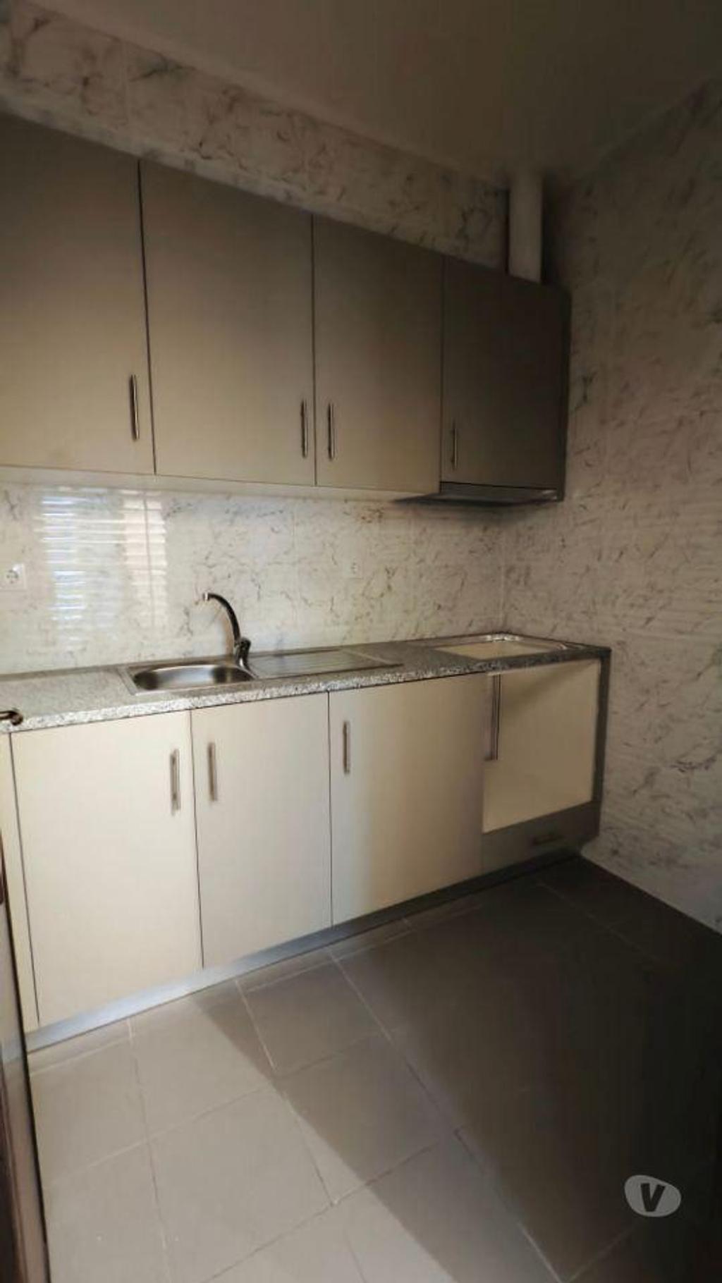 Imóveis para alugar Vila Nova de Gaia - Fotos para T-2 Av. República Junto a Câmara Municipal de Gaia