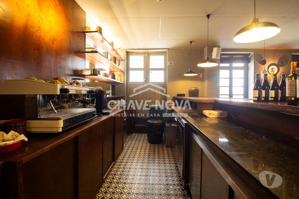 Comprar Loja Porto - Fotos para Restaurante para trespasse na Foz do Douro