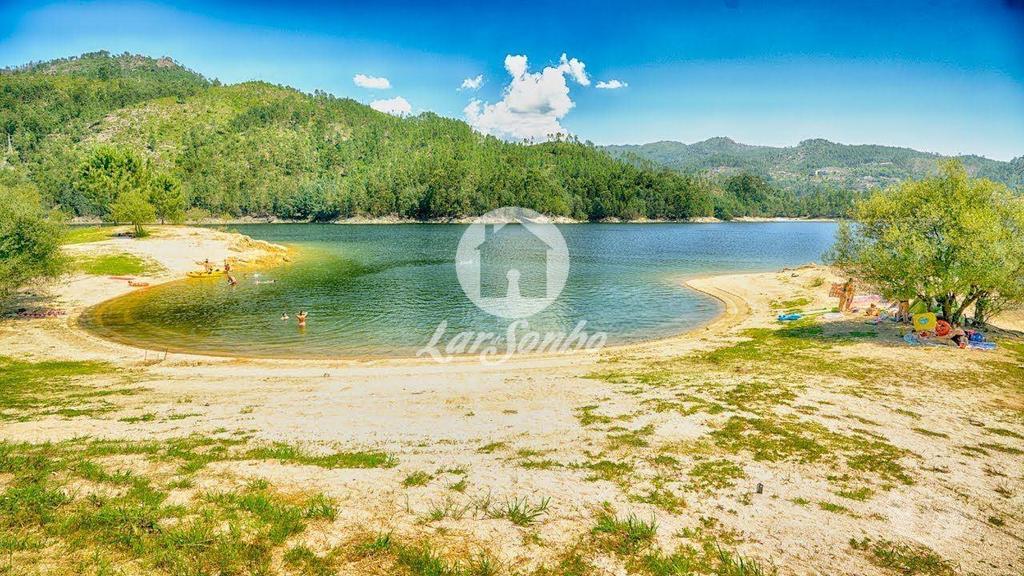 Terrenos Vila Nova de Famalicão - Fotos para Vila-nova-de-famalicao-Terreno rústico em Famalicão (265-T-01607)