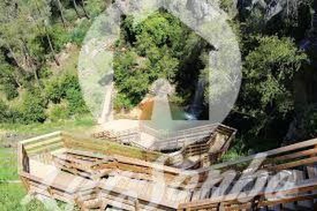 Terrenos Vila Nova de Famalicão - Fotos para Vila-nova-de-famalicao-Terreno rústico em Famalicão (265-T-01607)