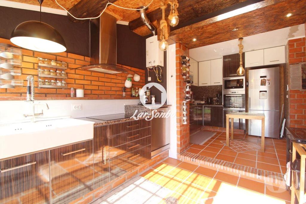 Apartamentos a venda Maia - Fotos para Moradia térrea em gaveto Remodelada em Vilar de Pinheiro- Vila
