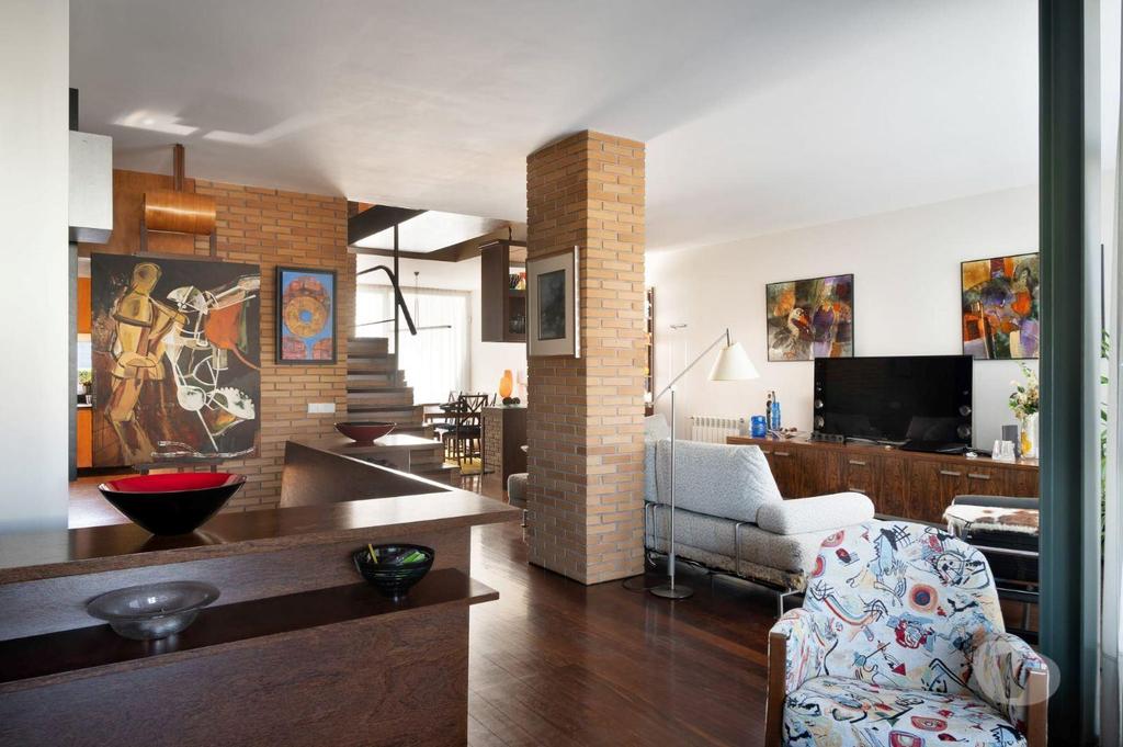 Apartamentos a venda Porto - Fotos para Porto-Moradia V4 com Jardim em Nevogilde, Porto (LUX 00357)