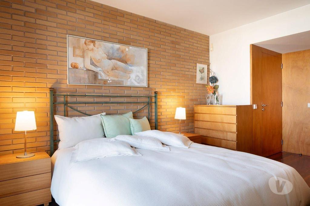 Apartamentos a venda Porto - Fotos para Porto-Moradia V4 com Jardim em Nevogilde, Porto (LUX 00357)