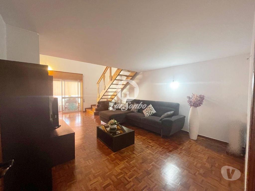 Apartamentos a venda Póvoa de Varzim - Fotos para Apartamento T5 Duplex terraço de 30m a 300m da praia da Póvoa de