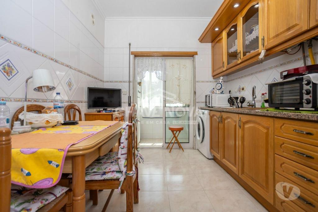 Apartamentos a venda Seixal - Fotos para Apartamento T3 no 1º andar de um prédio com elevado (SXL 00138)