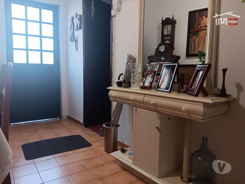 Apartamentos a venda Azambuja - Fotos para Moradia T3 c Garagem e Terraço, 40min de Lisboa (6-M-001292)