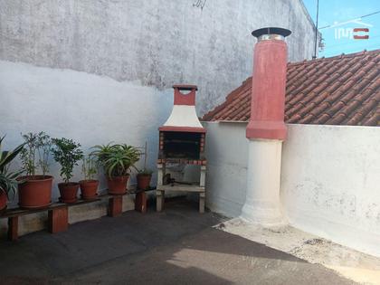 Apartamentos a venda - Fotos para Moradia T3 c Garagem e Terraço, 40min de Lisboa (6-M-001292)