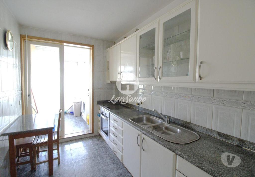 Apartamentos a venda Póvoa de Varzim - Fotos para Apartamento T2 a 200m da praia da Póvoa de Varzim (240-A-25149)