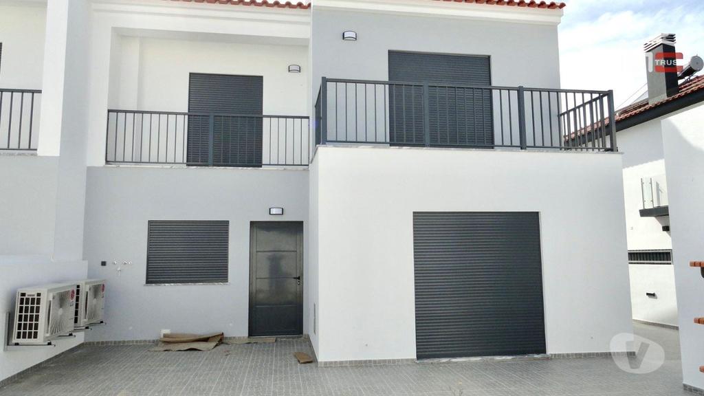 Apartamentos a venda Montijo - Fotos para Montijo-Incrível Moradia T4 Nova -Atalaia (6-M-001304)