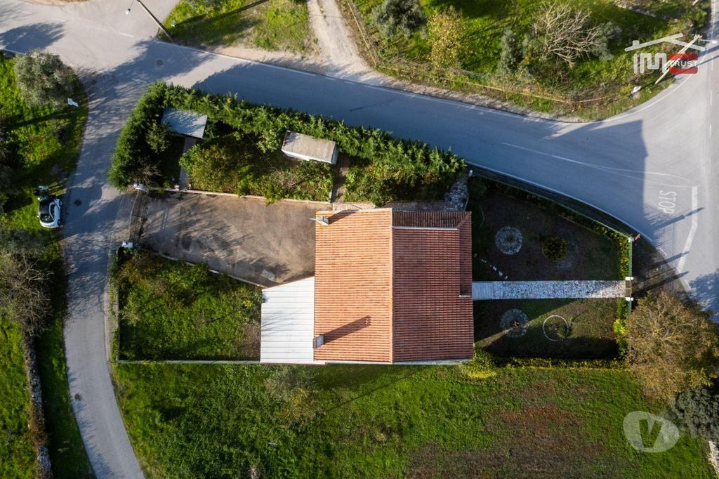 Apartamentos a venda Ourém - Fotos para Ourem-Moradia T3 A 4 kms de Fatima (1-M-000689)