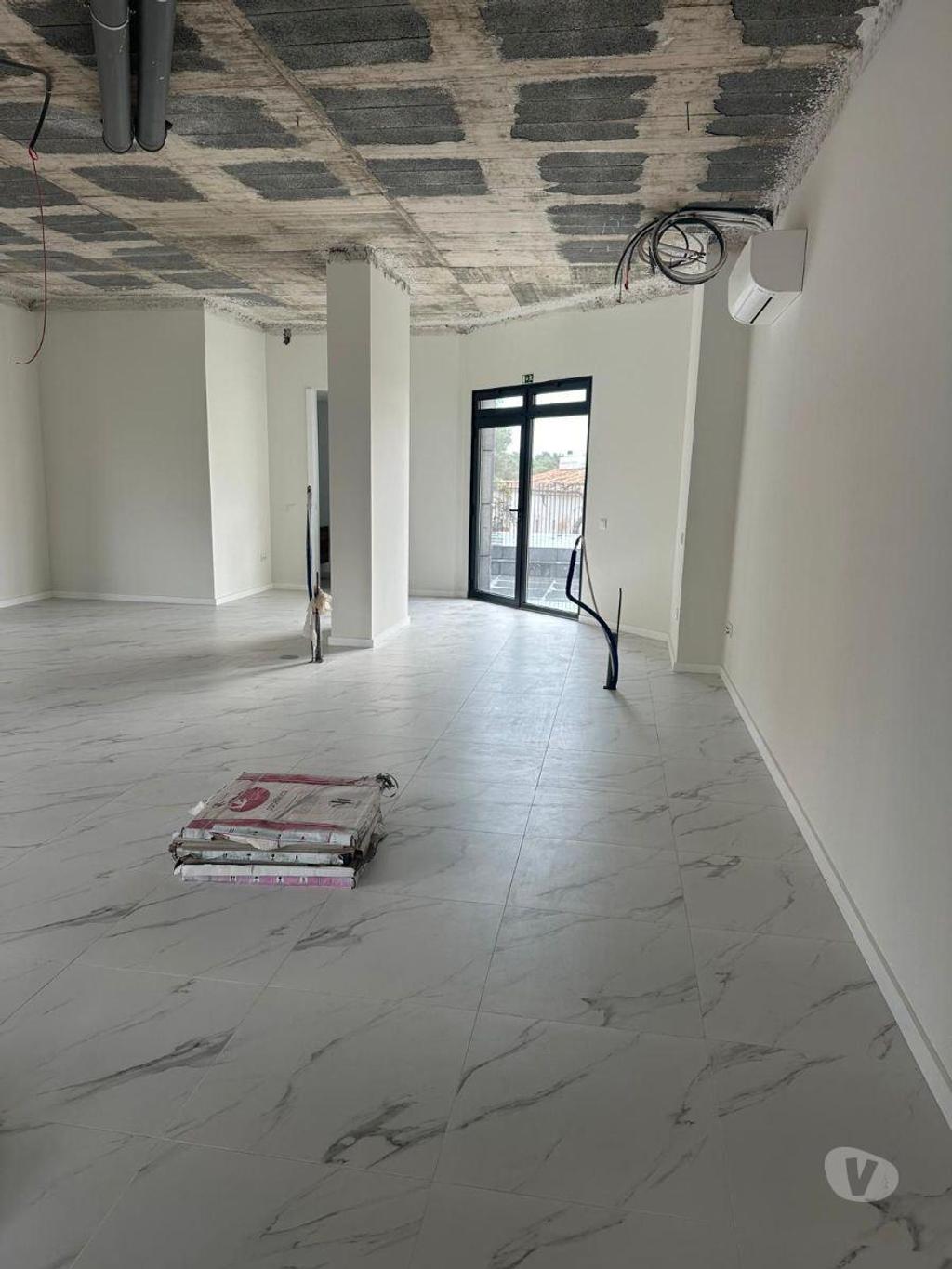 Comprar Loja Loulé - Fotos para ESPAÇO COMERCIAL CENTRO DE ALMANCIL