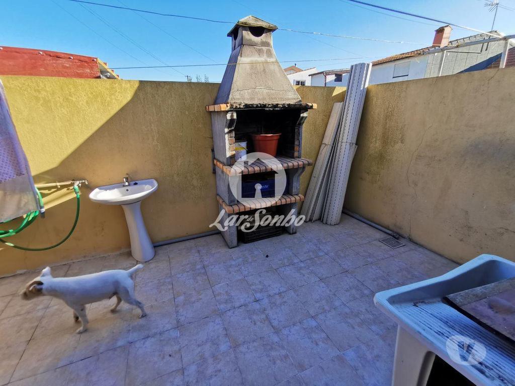 Apartamentos a venda Póvoa de Varzim - Fotos para Andar moradia T3 com G.F. p 2 carros em Terroso (240-M-22829)