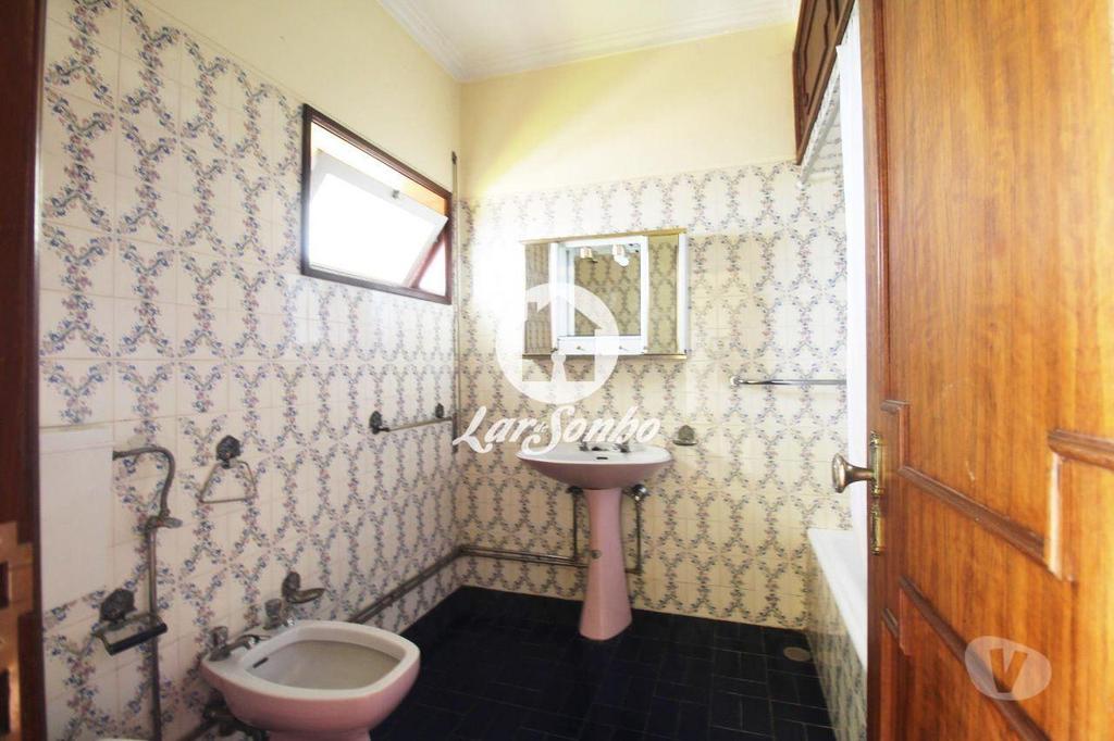 Apartamentos a venda Vila do Conde - Fotos para Moradia T4 com extenso terreno em Mosteiró- Vila do Conde