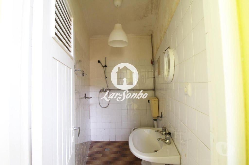 Apartamentos a venda Vila do Conde - Fotos para Moradia T4 com extenso terreno em Mosteiró- Vila do Conde