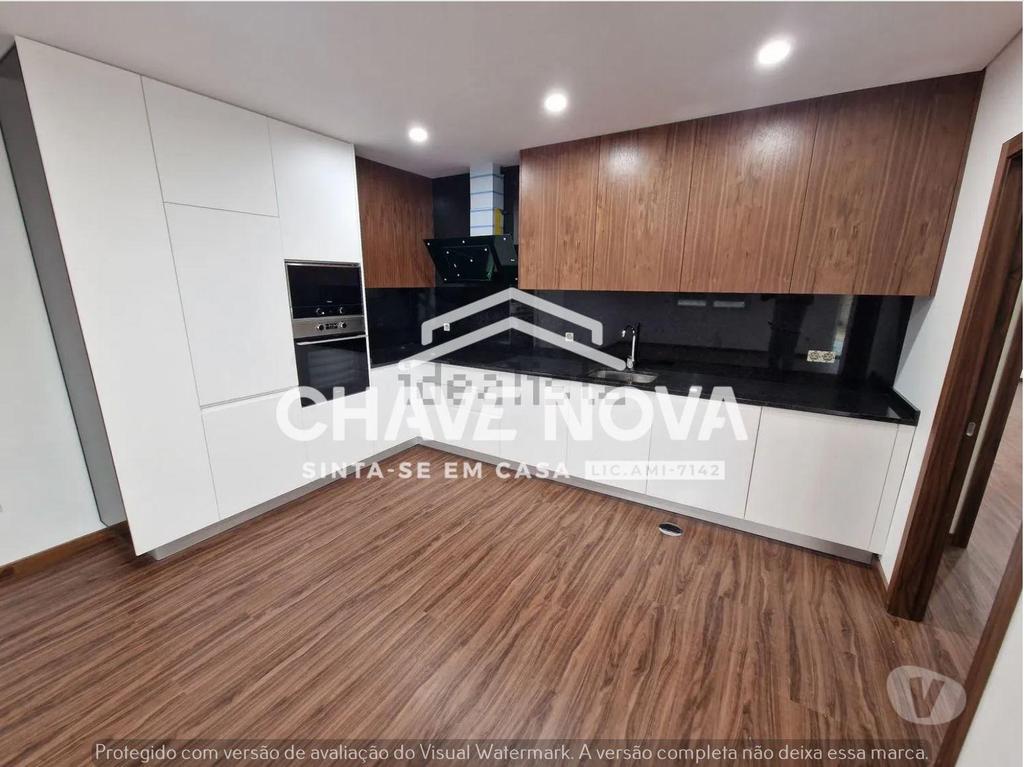 Apartamentos a venda Santa Maria da Feira - Fotos para Moradia Nova V4 Isolada c Piscina em Santa Maria da Feira