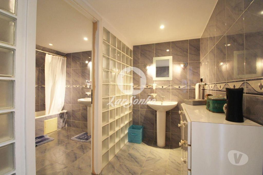 Apartamentos a venda Vila do Conde - Fotos para Moradia com 4 quartos e piscina a 7min. do metro em Aveleda -