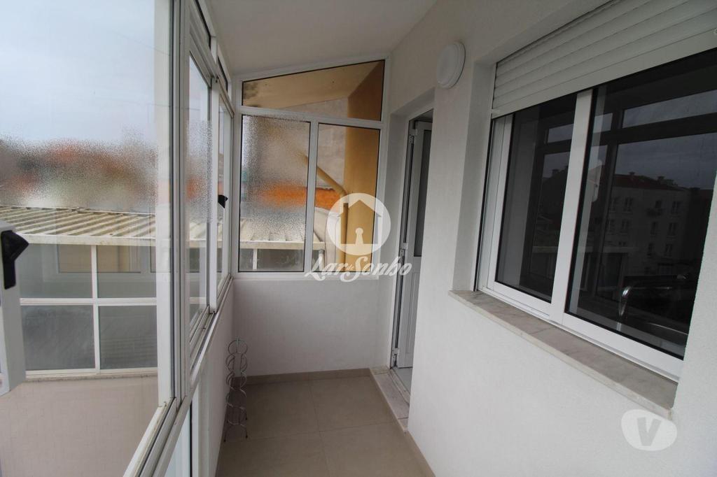 Apartamentos a venda Póvoa de Varzim - Fotos para Apartamento REMODELADO a 200m da praia da Póvoa de Varzim