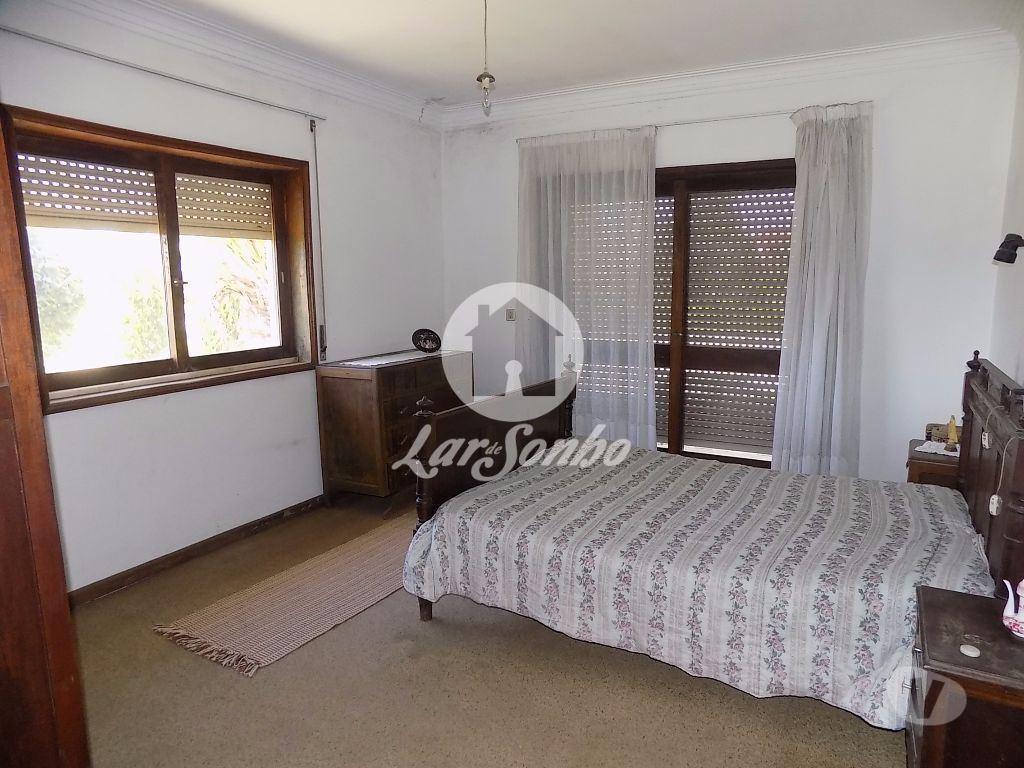 Apartamentos a venda Vila do Conde - Fotos para Moradia M3 c terreno de 8.231 m2 em Guilhabreu, Vila do Conde