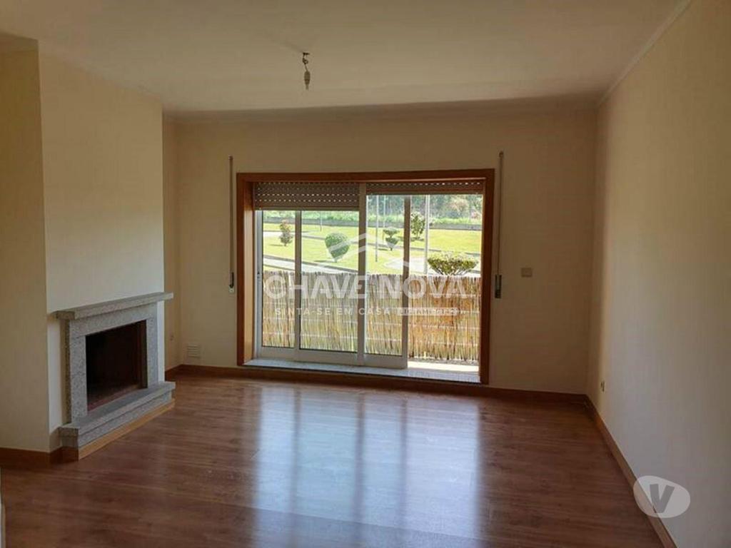Apartamentos a venda Vila Nova de Gaia - Fotos para Apartamento T2 c Lugar de Garagem em Canelas (Edifício